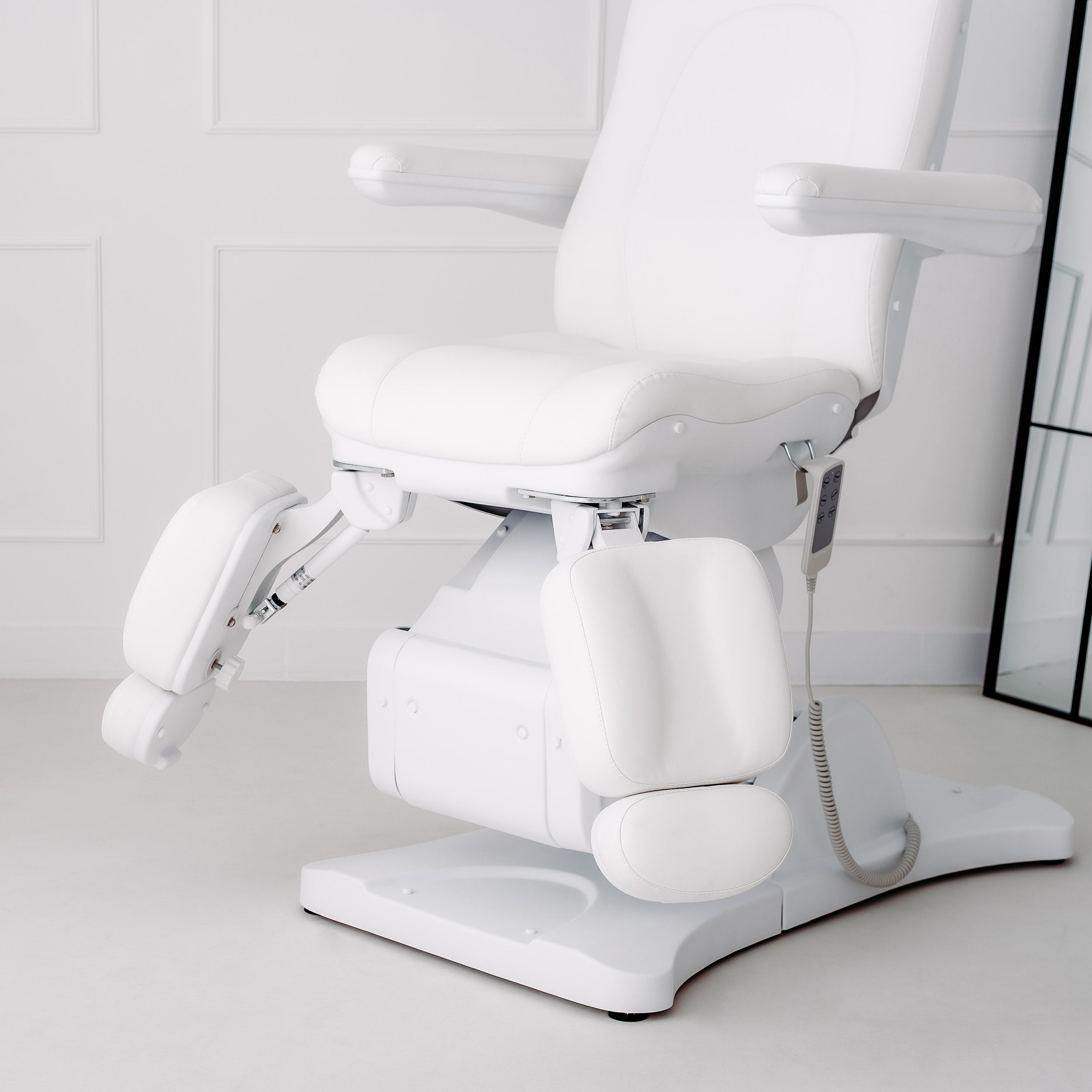 -7-Electric beauty chair Sorina PRO 7 P Touch Core k301 White-7