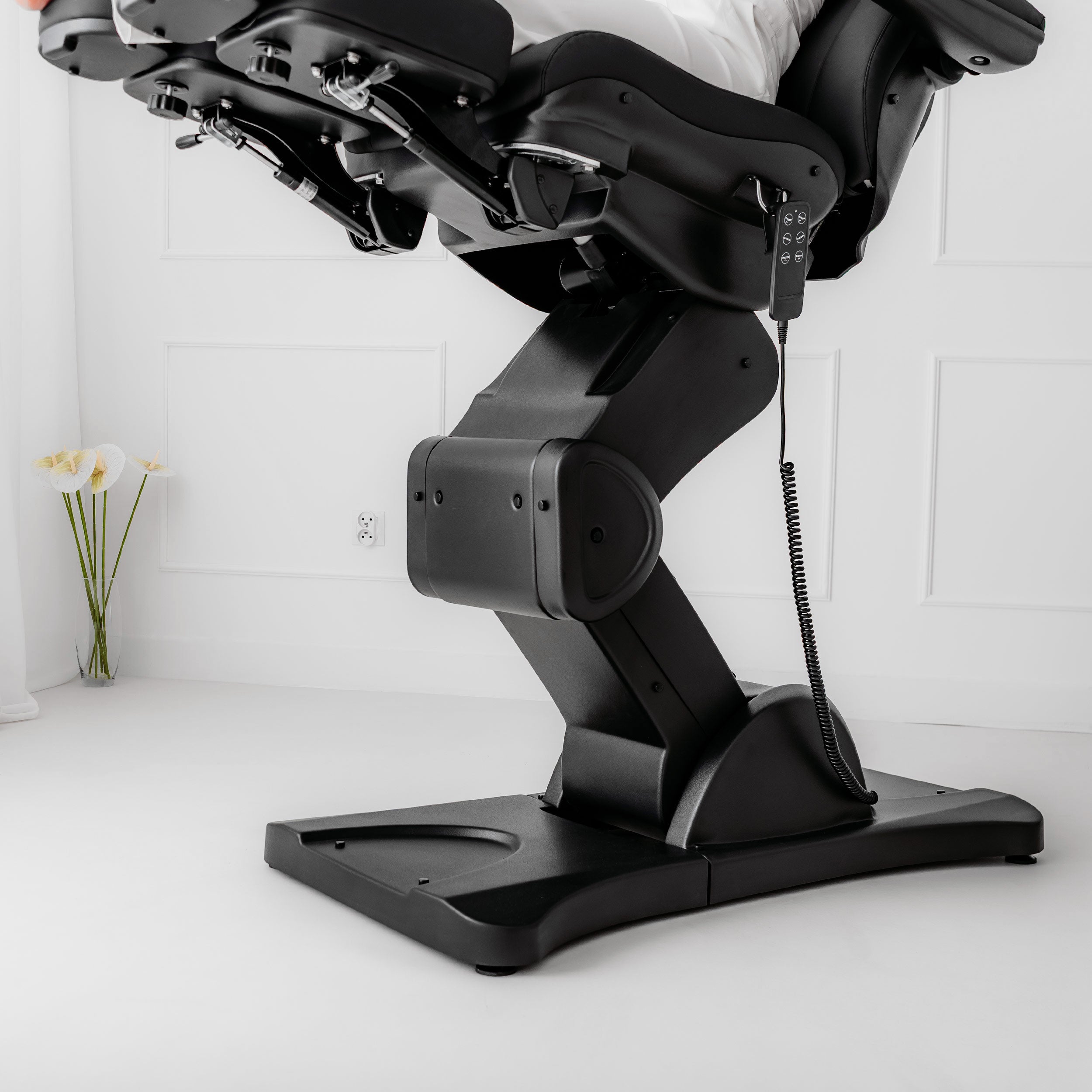 -9-Electric beauty chair Sorina PRO 7 P Touch Core k315 Black-9