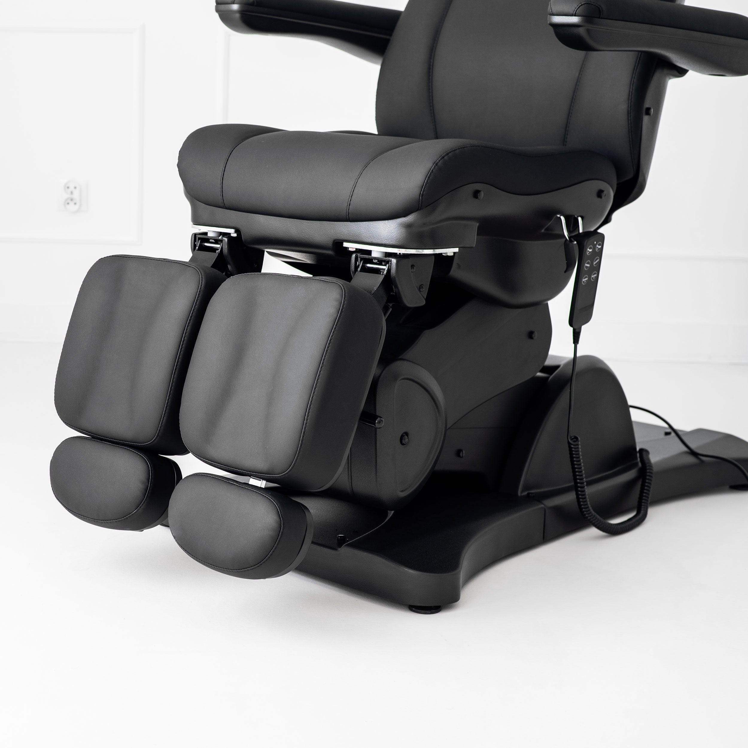 -7-Electric beauty chair Sorina PRO 7 P Touch Core k315 Black-7