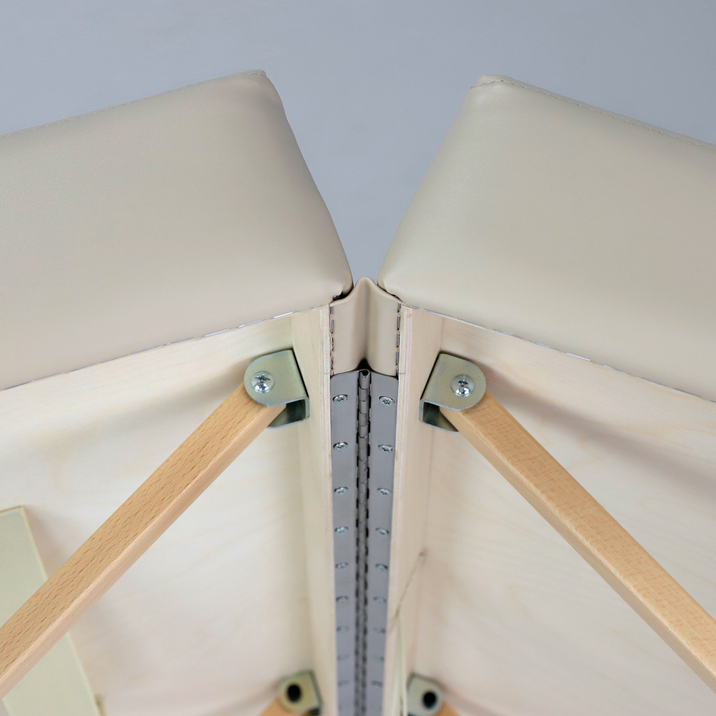 -2-Massage Table Mila Vinyl Flex K033 Beige-2