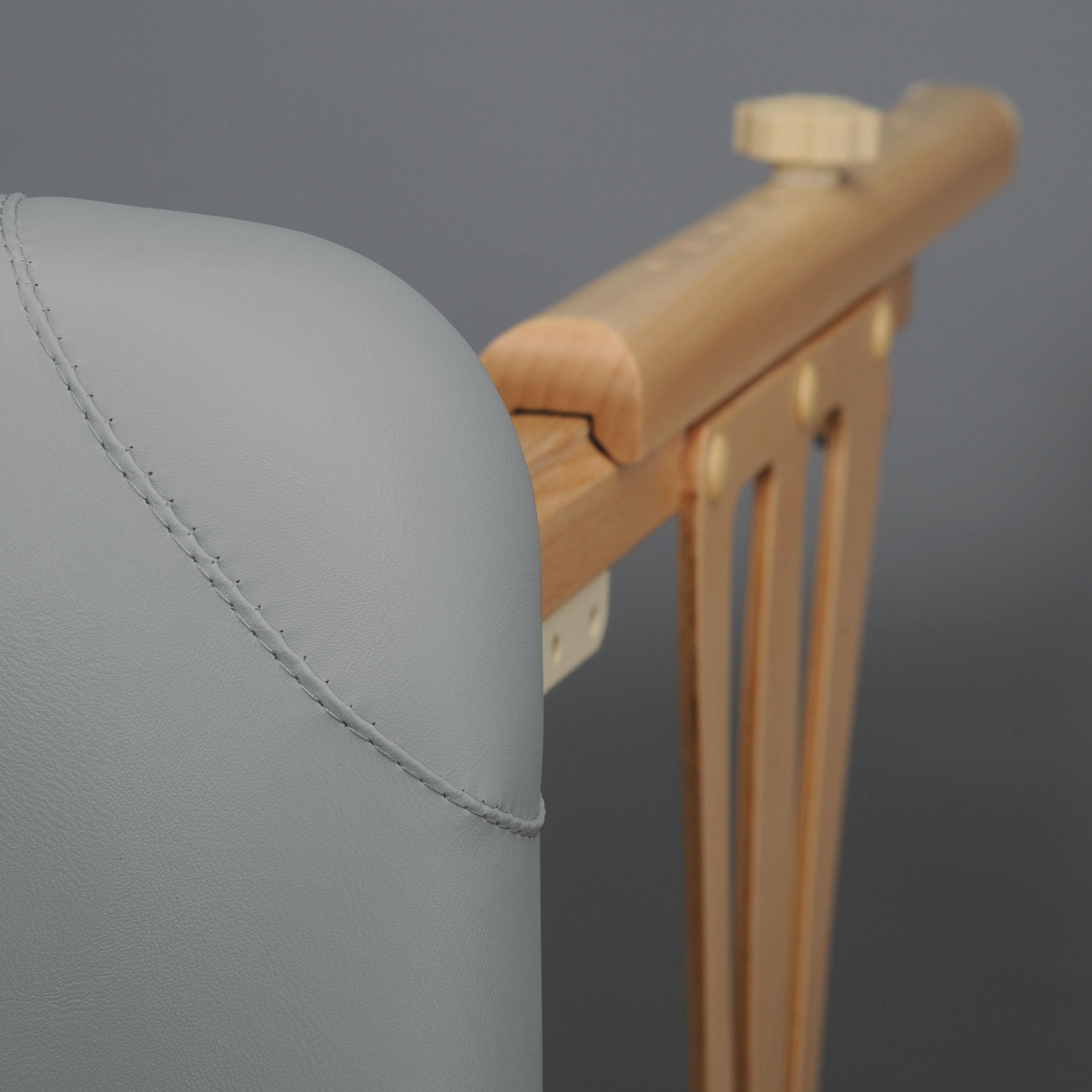 -10-Massage Table Panda Light Wood 70 Vinyl Flex K029 Grey-10