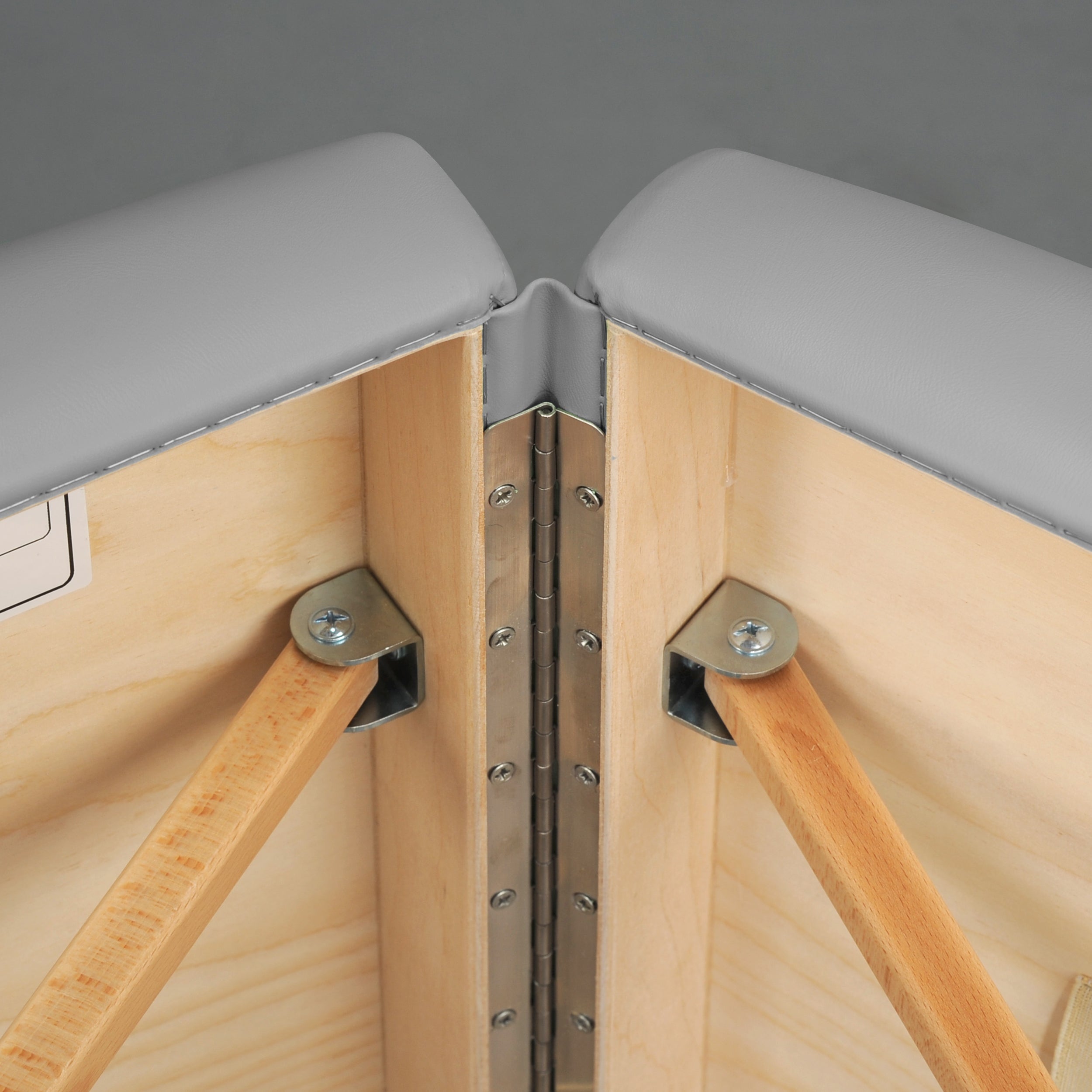 -9-Massage Table Panda Light Wood 70 Vinyl Flex K029 Grey-9