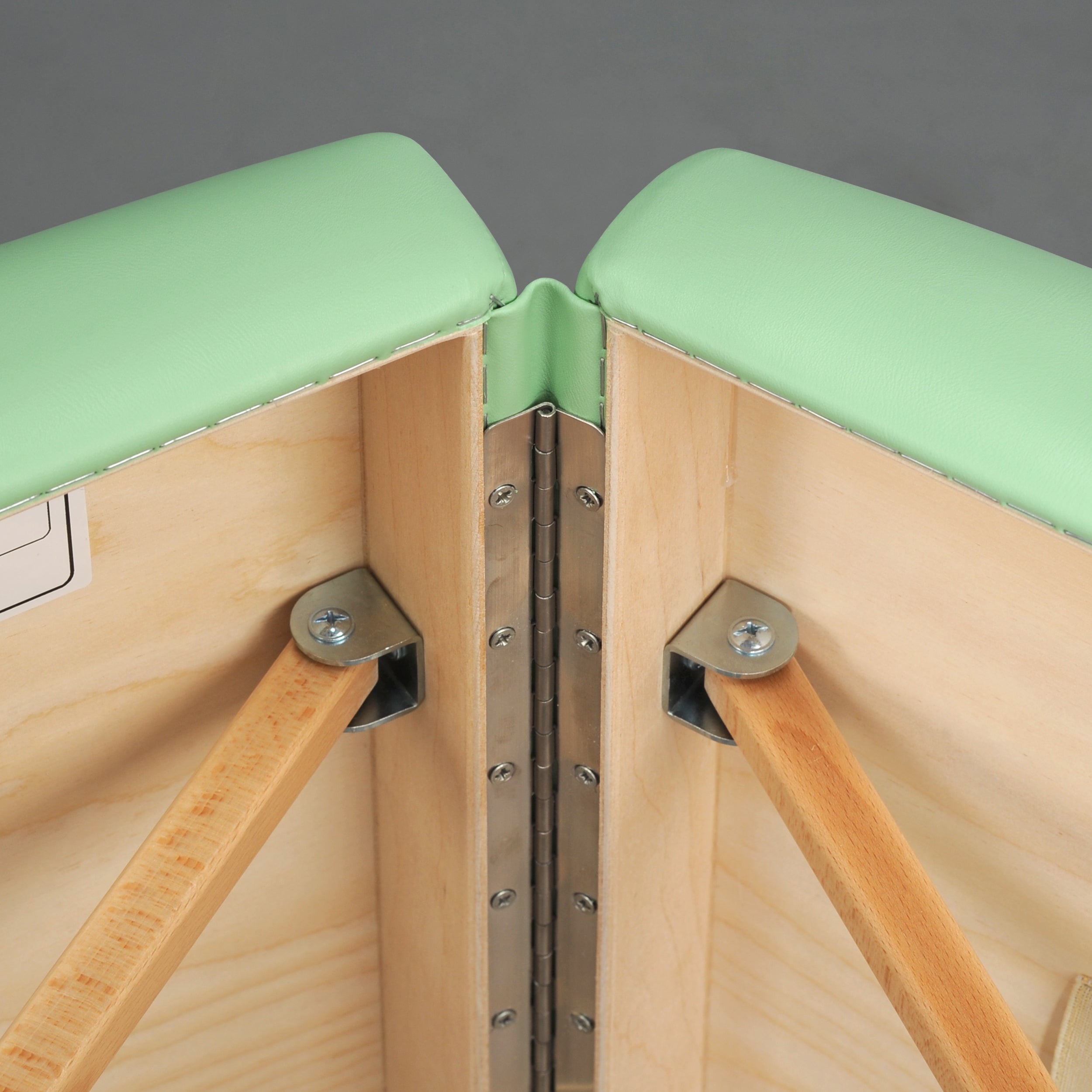 -10-Massage Table Panda Plus Light Wood 70 Vinyl Flex K022 Green-10